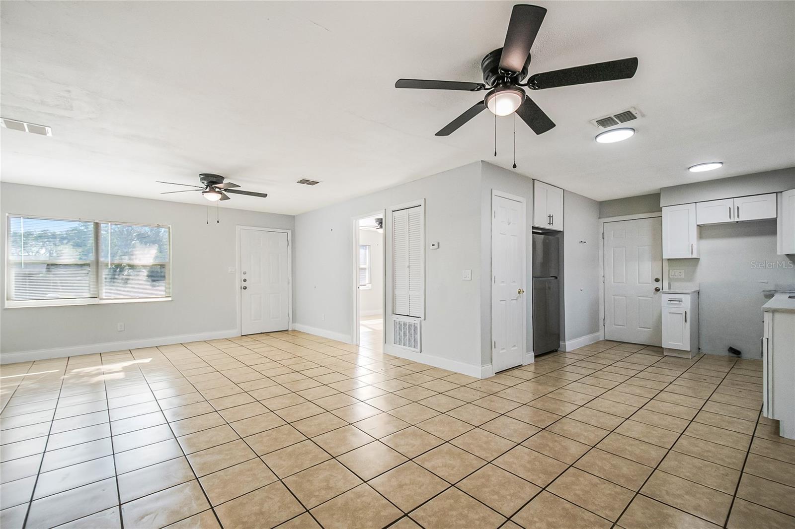 LAKE JEWELL HEIGHTS - Residential