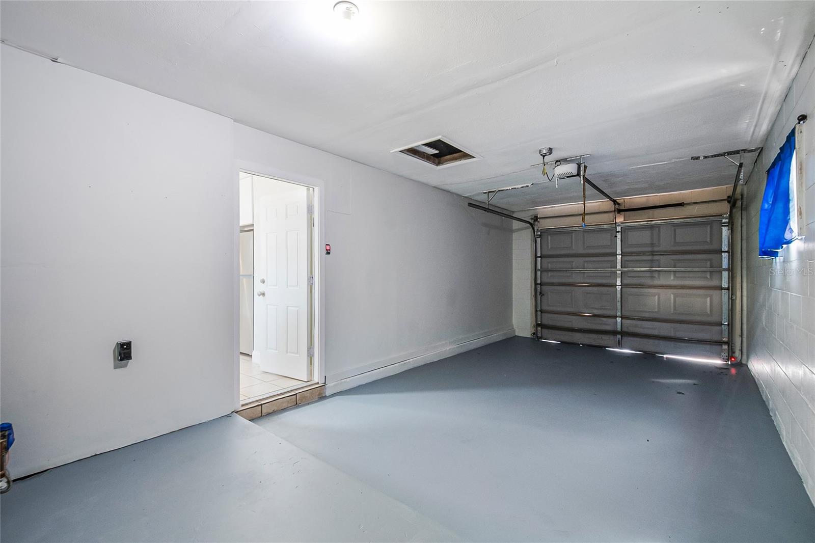 LAKE JEWELL HEIGHTS - Residential