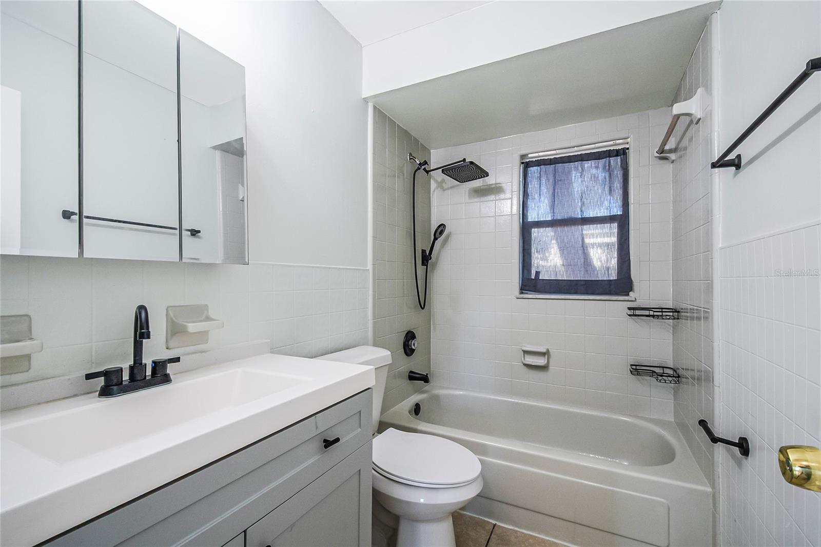 LAKE JEWELL HEIGHTS - Residential