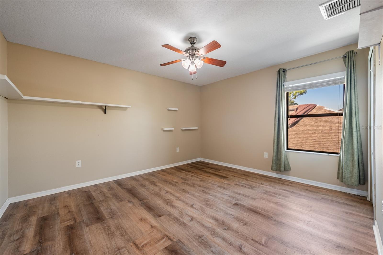 TANGLEWOOD PRESERVE - Residential