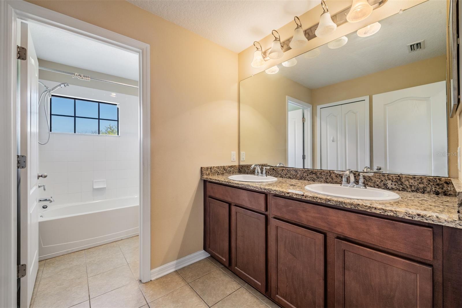 TANGLEWOOD PRESERVE - Residential