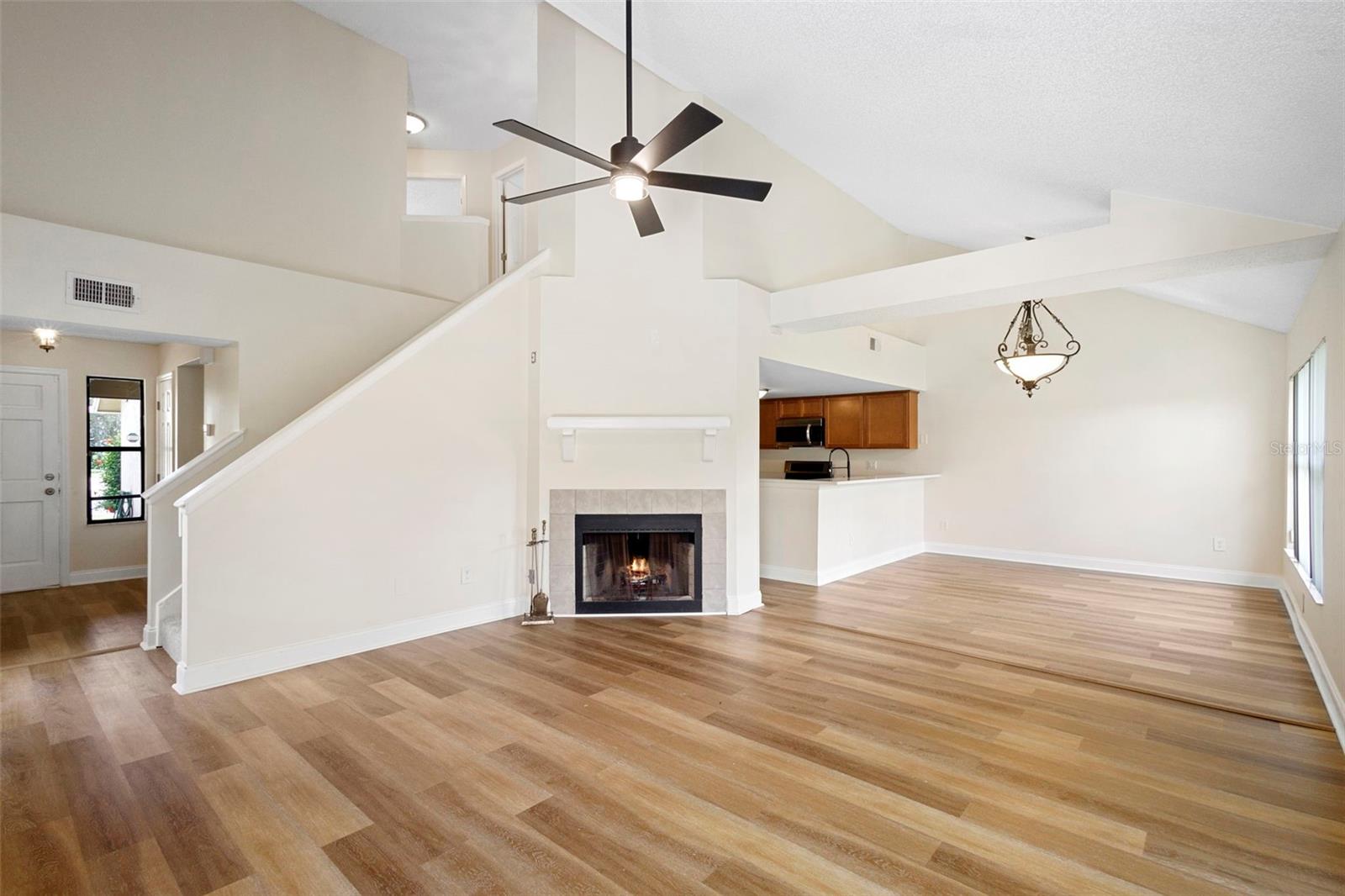 368 AMETHYST COURT