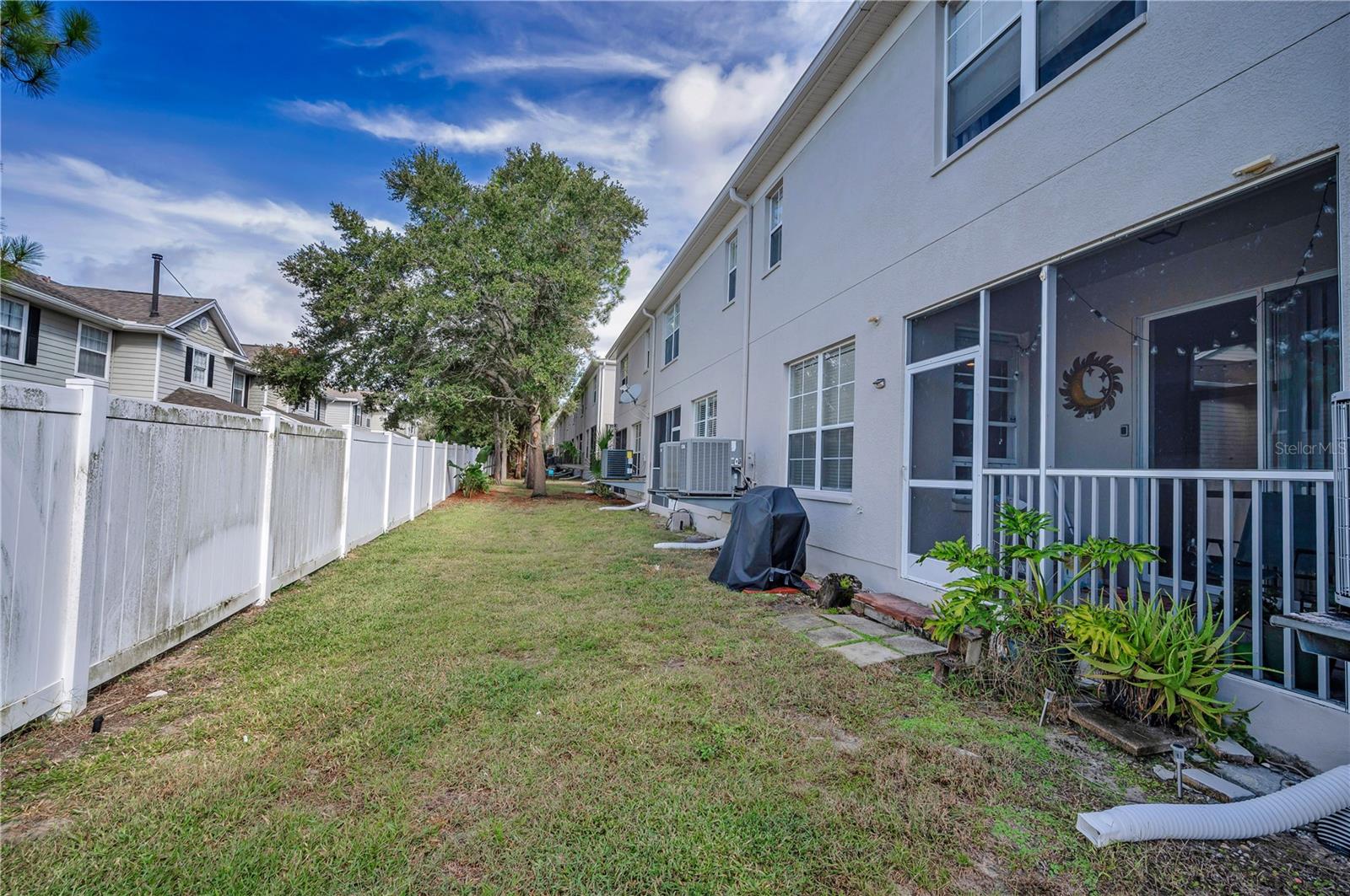 BECKETT WAY TWNHMS - Residential