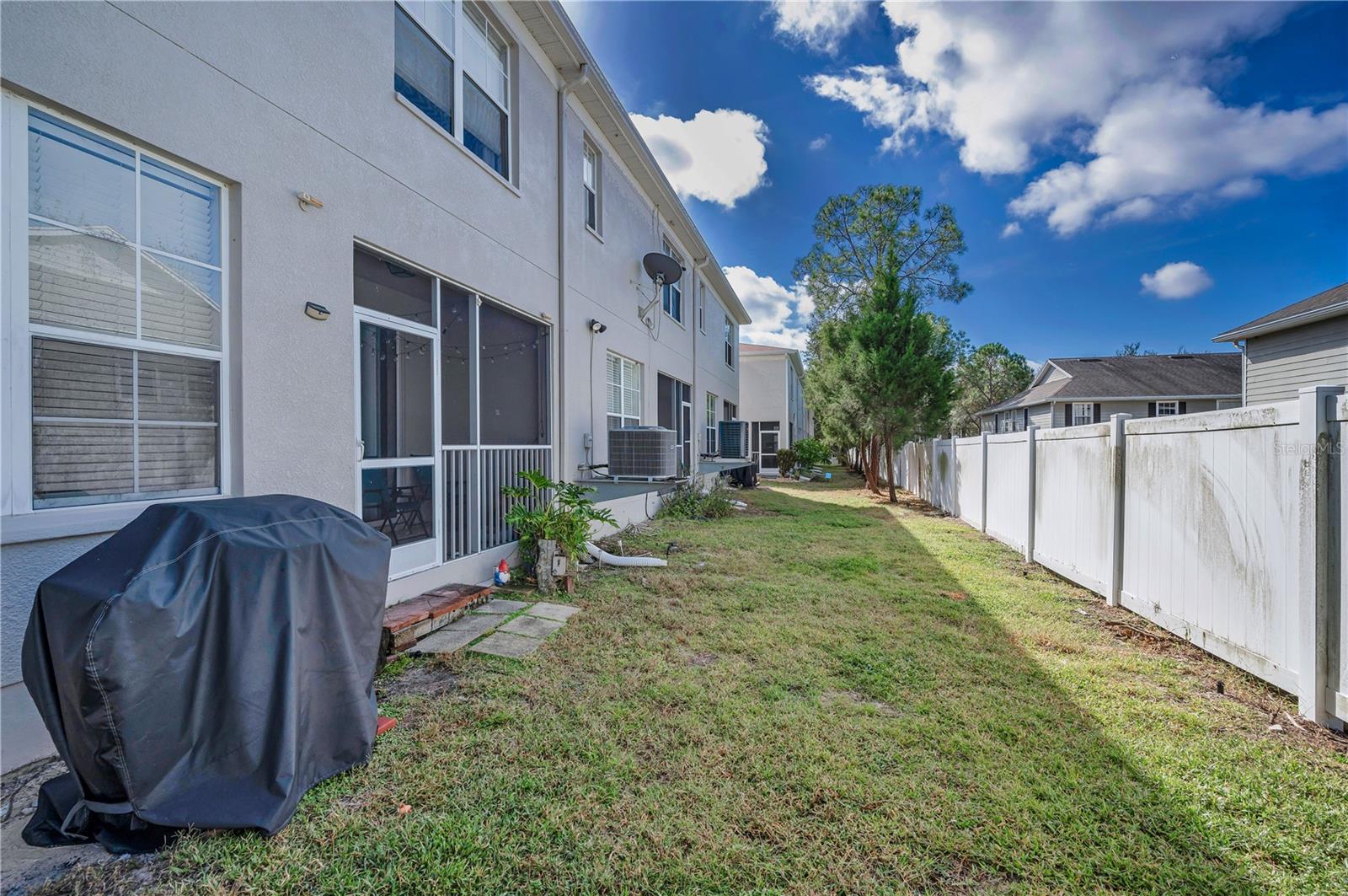 BECKETT WAY TWNHMS - Residential