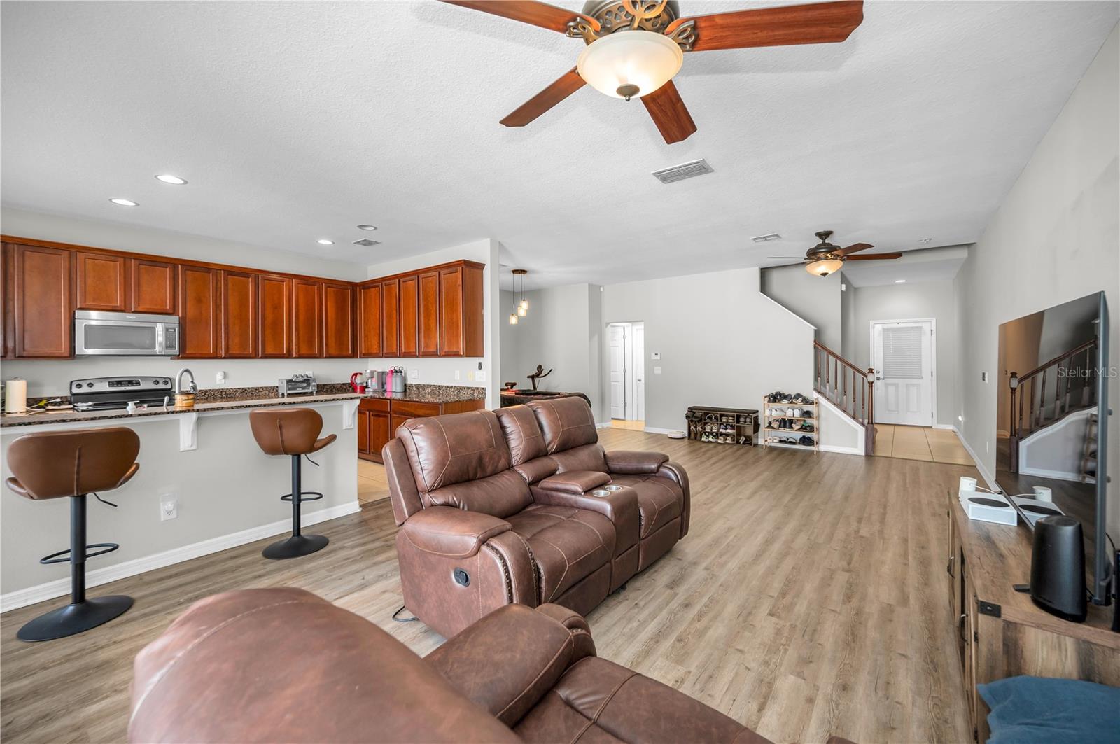 BECKETT WAY TWNHMS - Residential