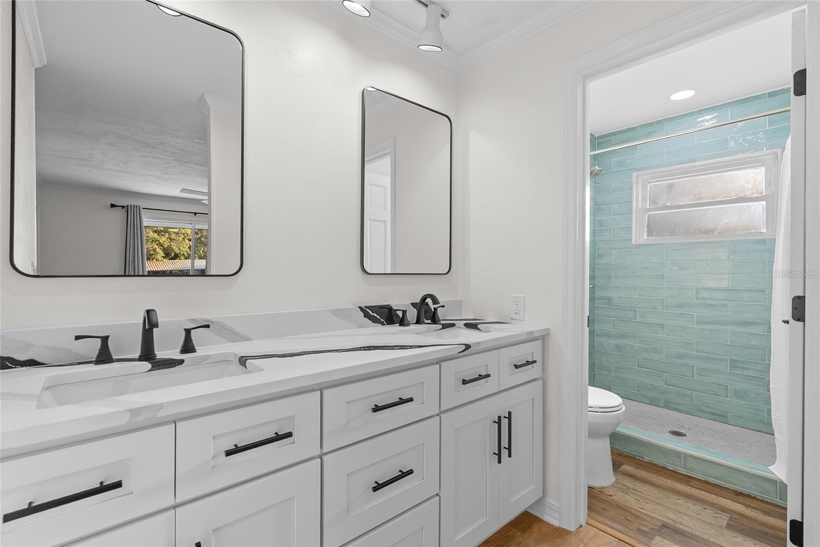 PINELLAS GROVES - Residential