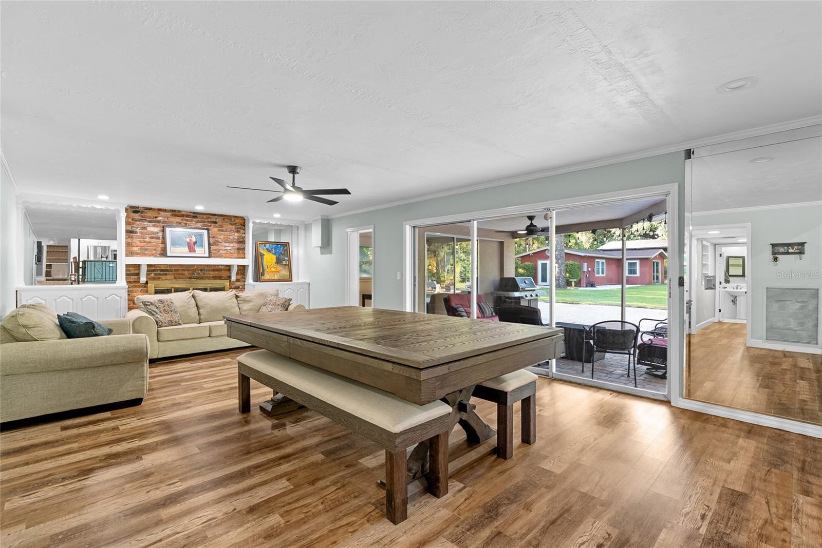 PINELLAS GROVES - Residential