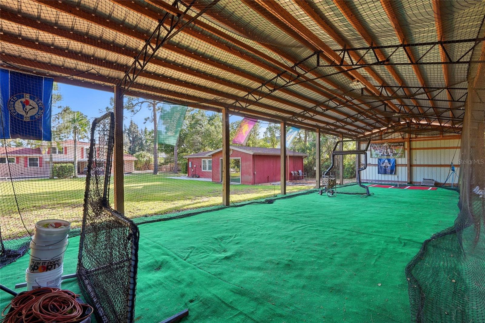 PINELLAS GROVES - Residential