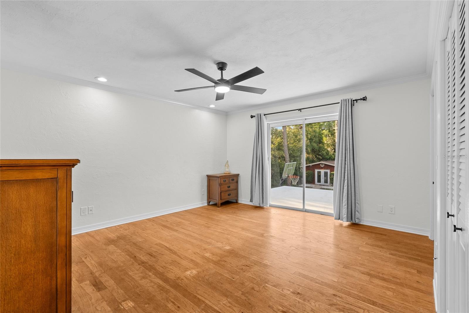 PINELLAS GROVES - Residential