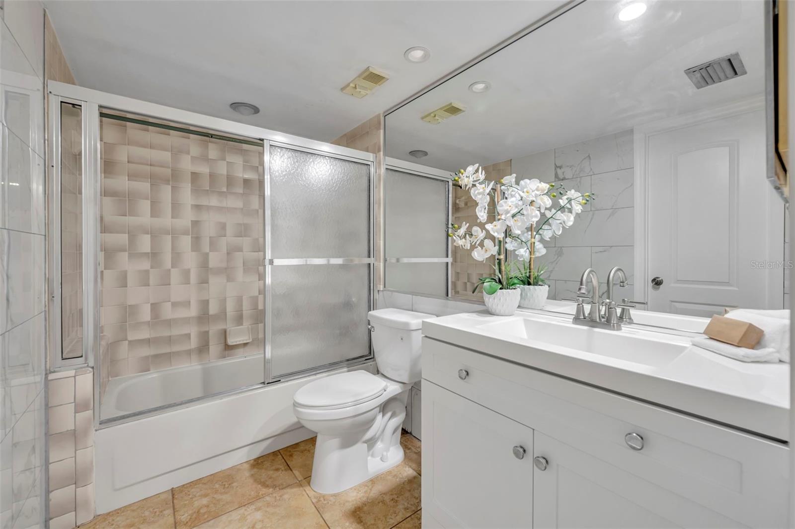 LAKE PINELOCH VILLAGE NUMBER 2 CONDO - Residential