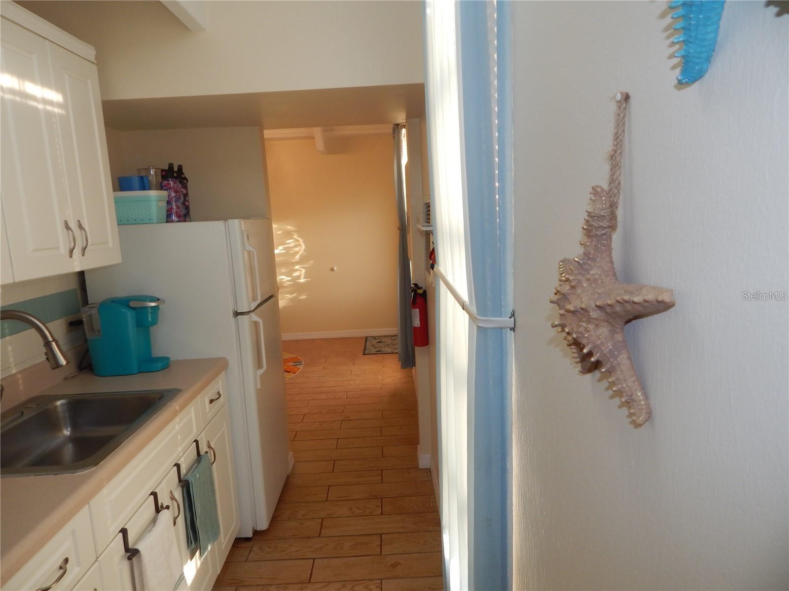 LAKESHORE CLUB - Residential