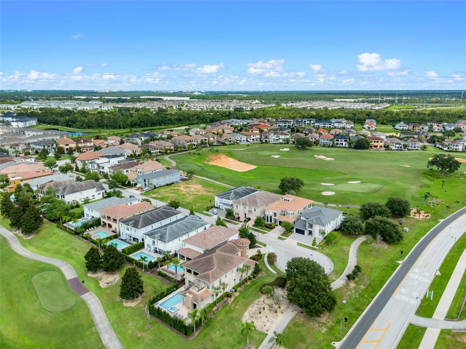 REUNION WEST VLGS NORTH - Residential