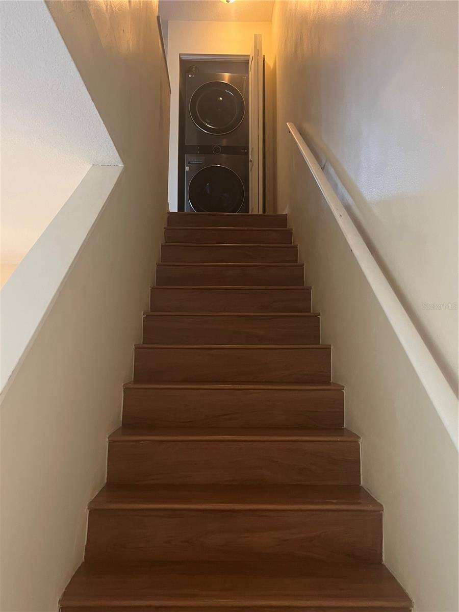 THE CARLISLE CLUB - Residential Lease