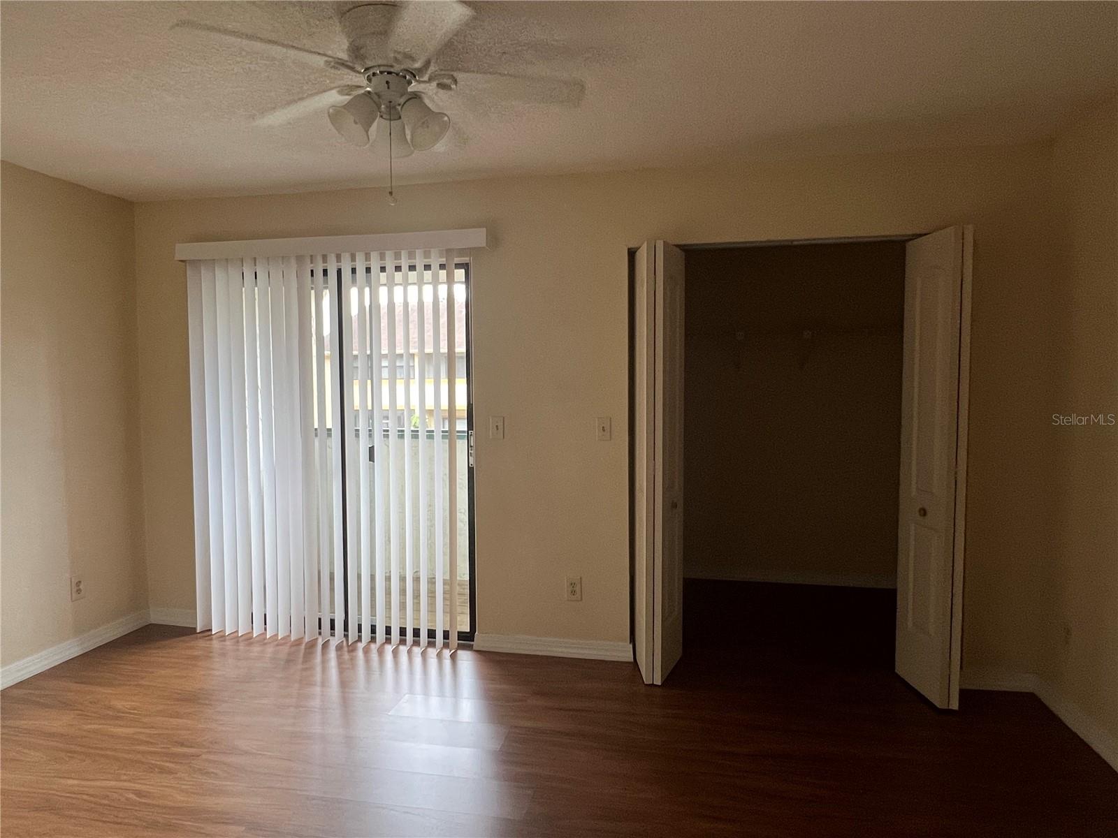 THE CARLISLE CLUB - Residential Lease