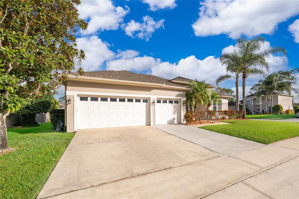 Photo of 2730 Old Redpine Way, Orlando, FL 32825 (MLS # O6361325)