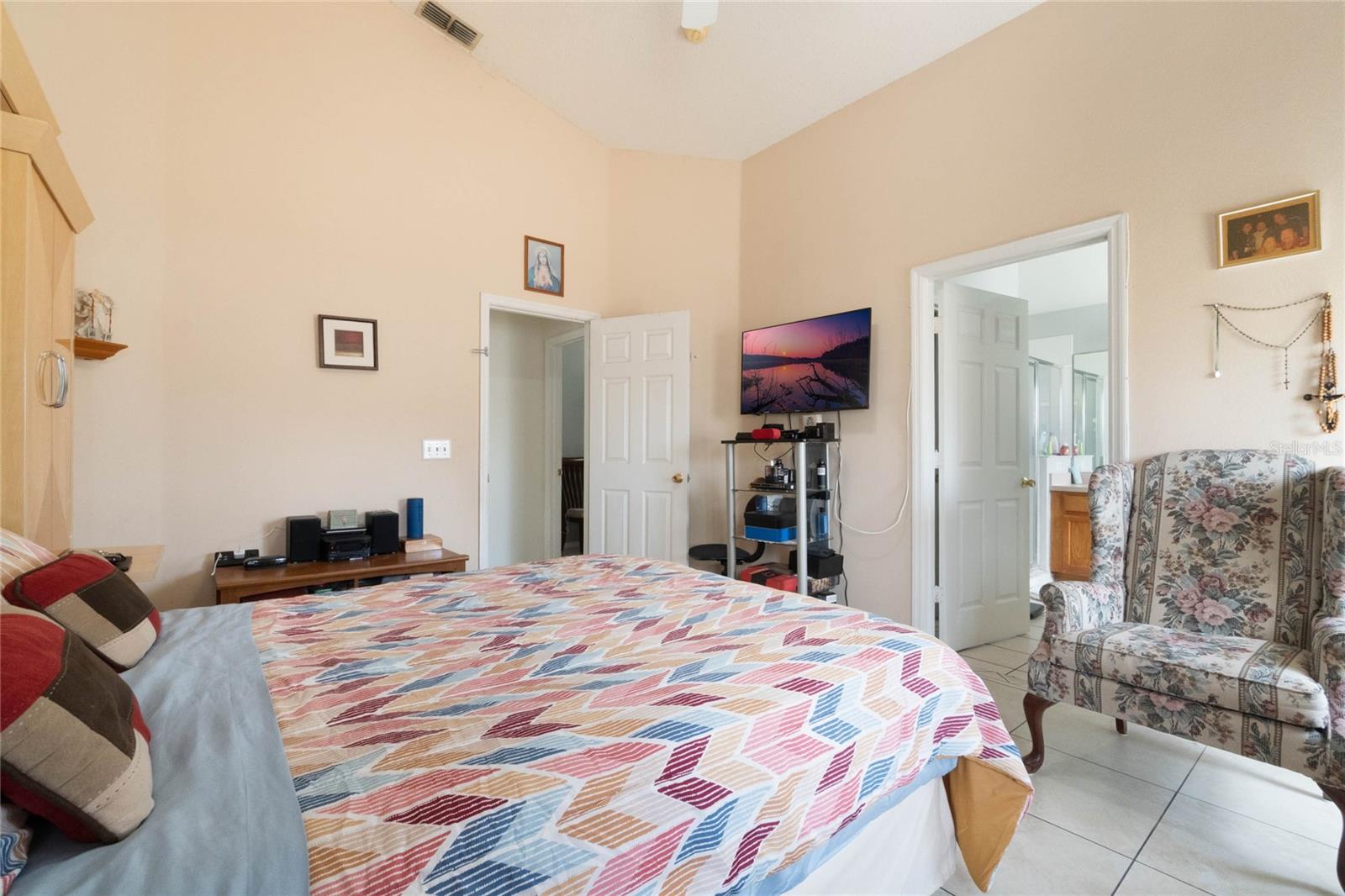 REGENCY PLACE PH 02 - Residential