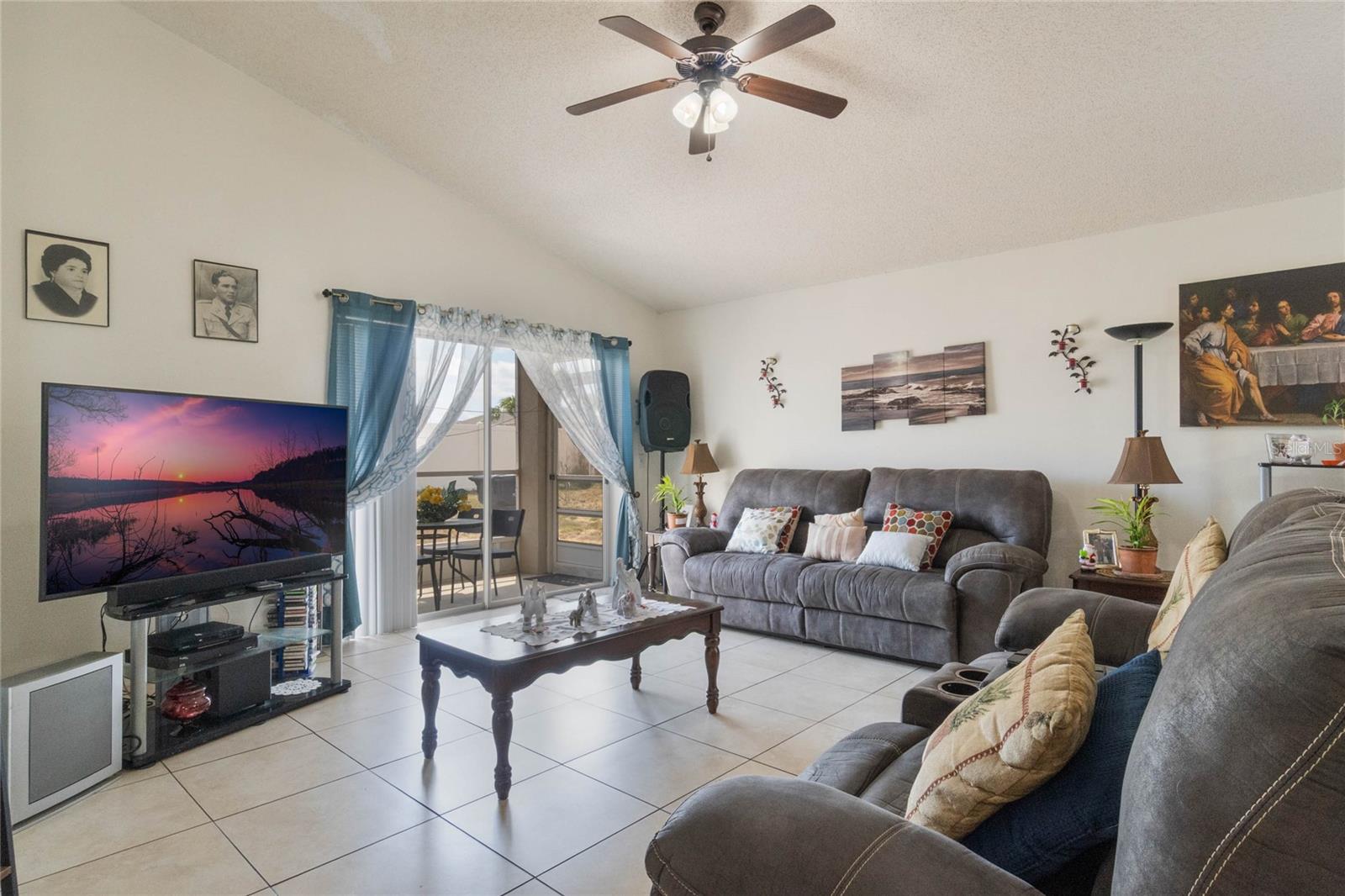 REGENCY PLACE PH 02 - Residential