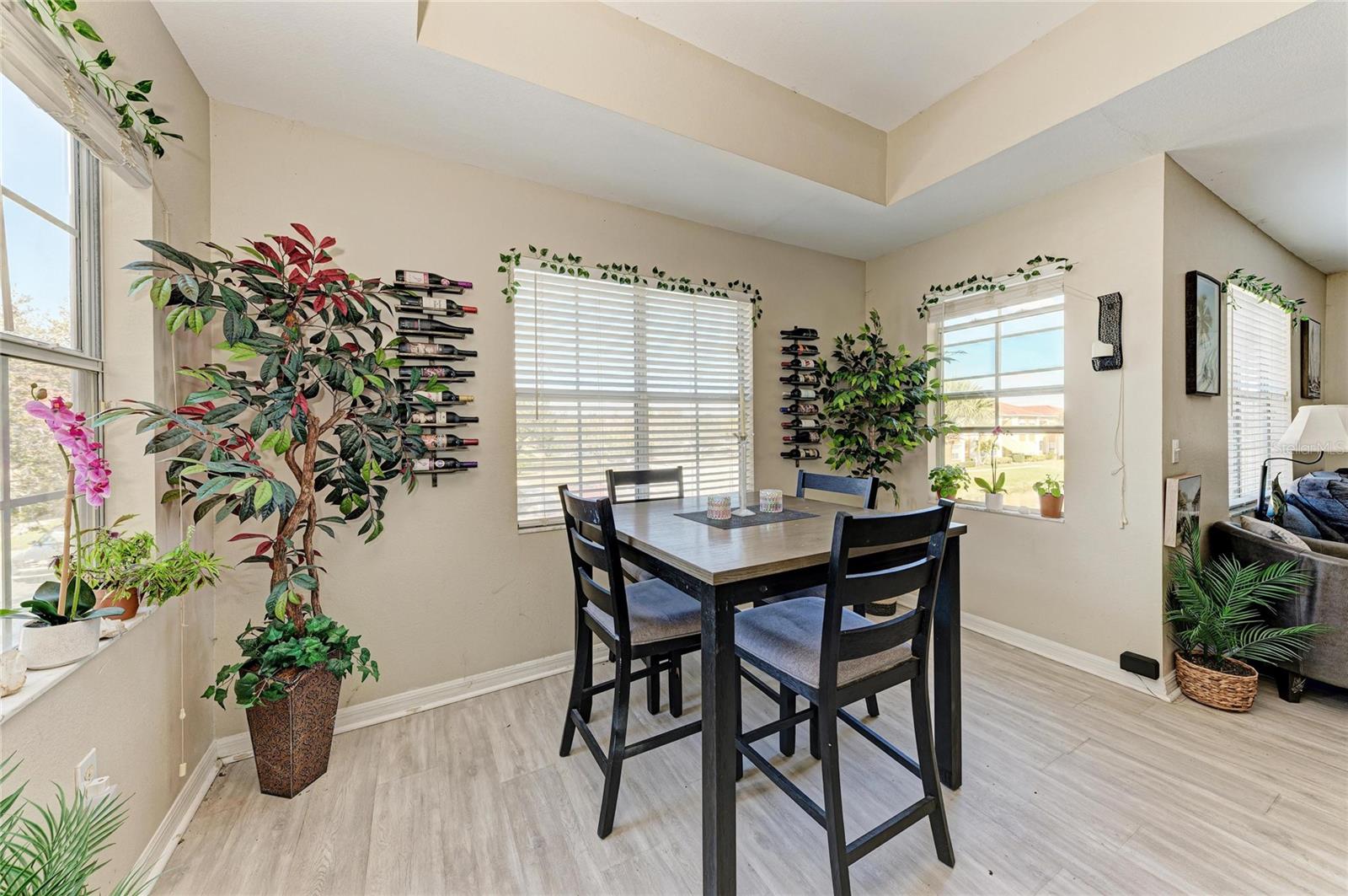 VILLAGIO - Residential