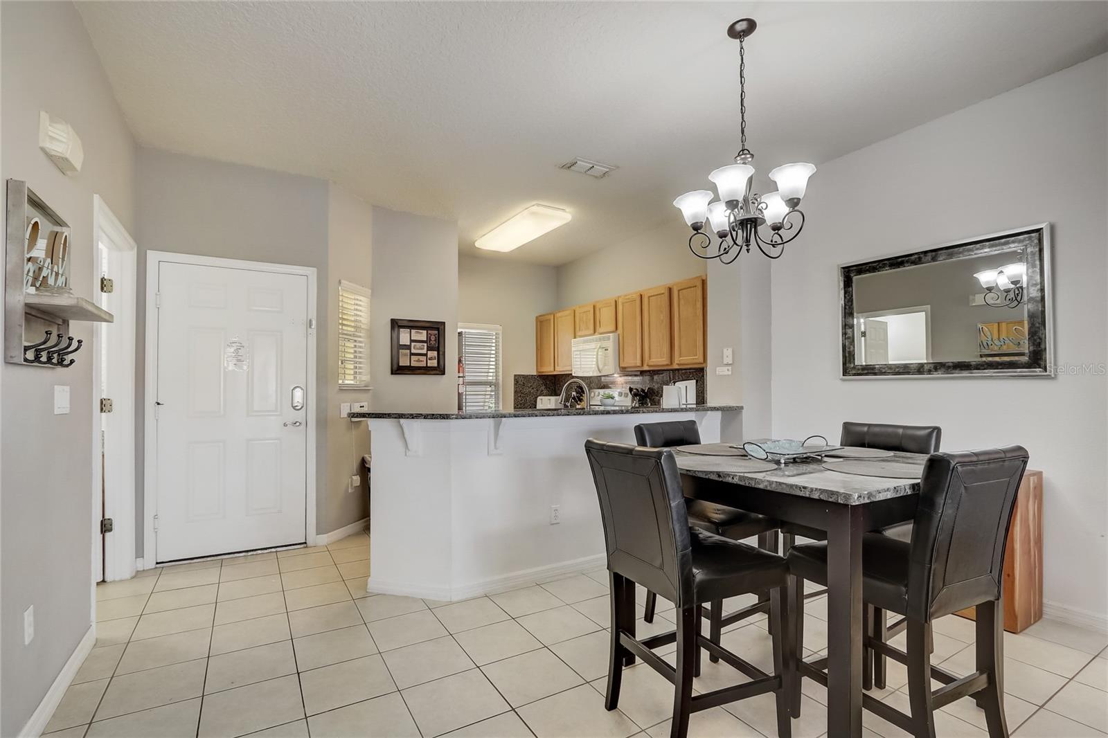 ENCANTADA PH 01 - Residential