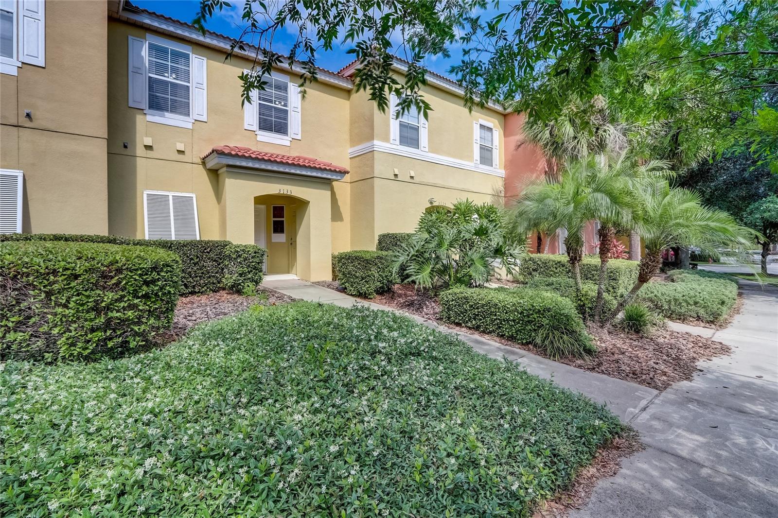 ENCANTADA PH 01 - Residential