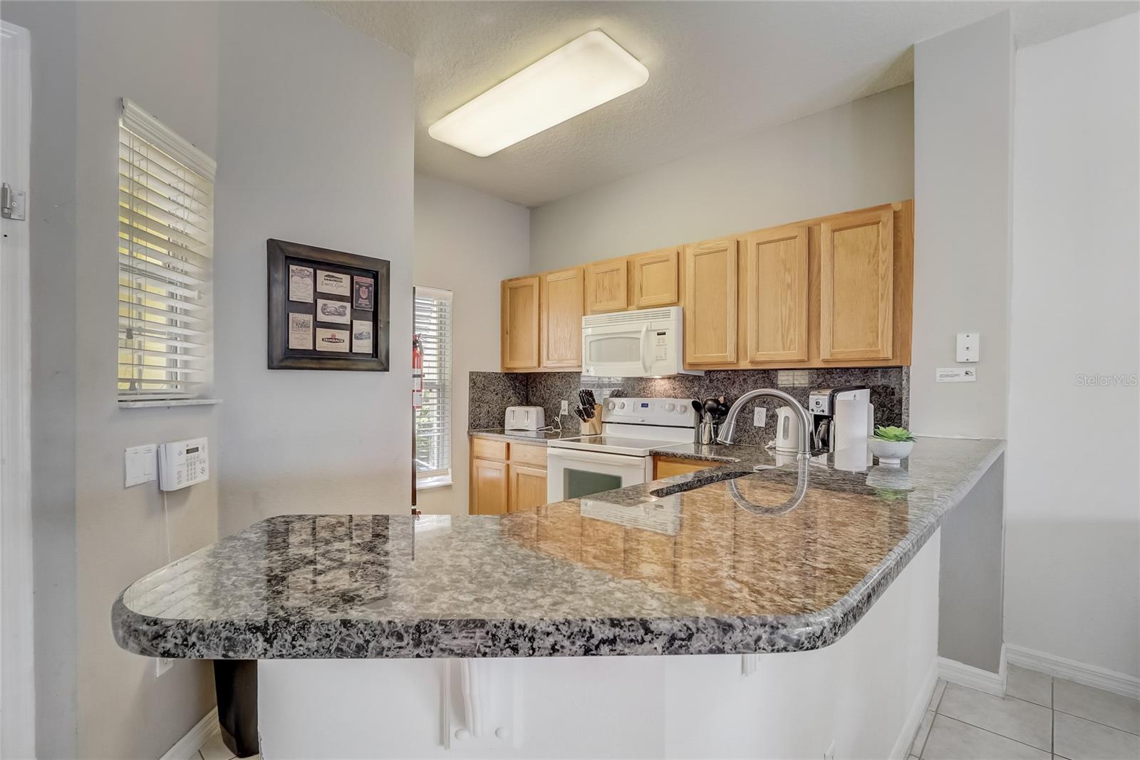 ENCANTADA PH 01 - Residential