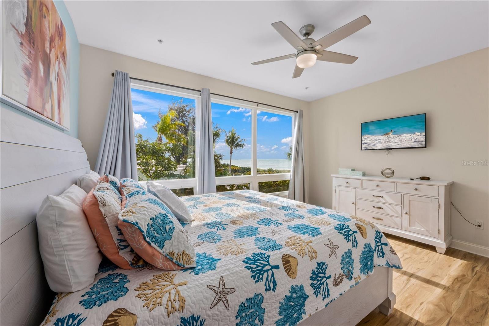 ISLAND PARADISE CONDO - Residential