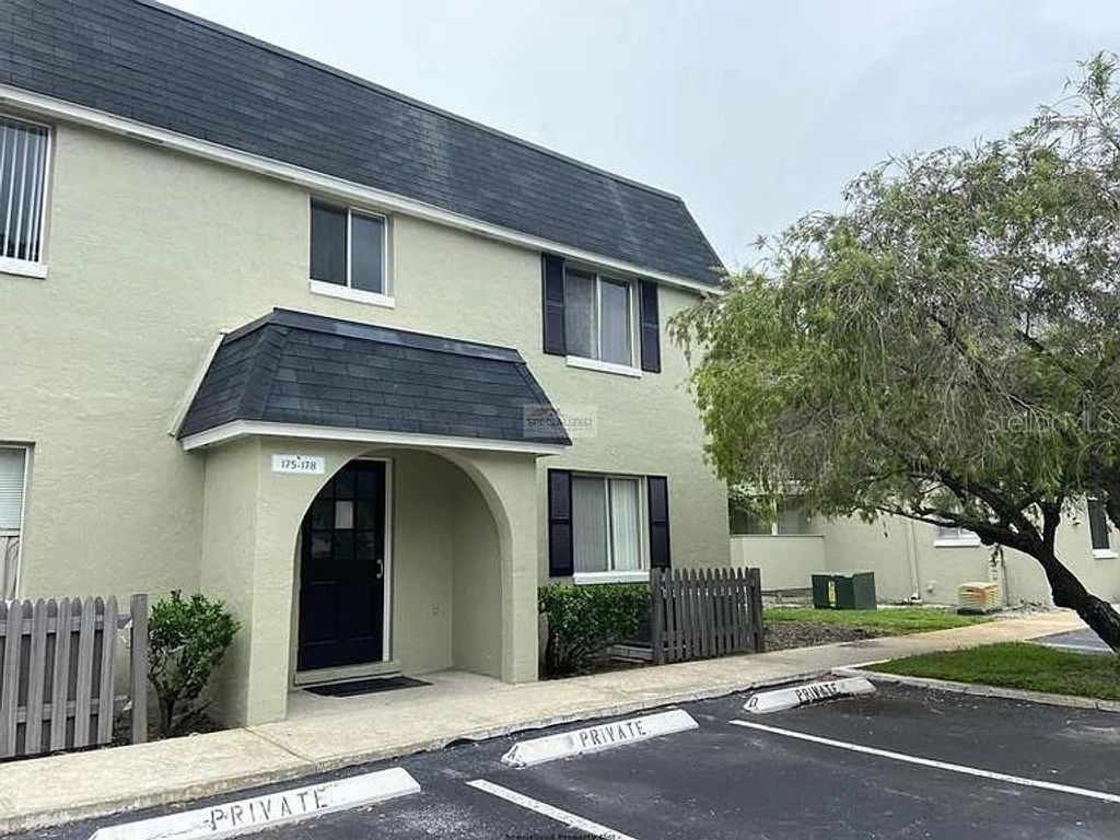 Photo of 525 Conway Road #91, Orlando, FL 32807 (MLS # O6398927)