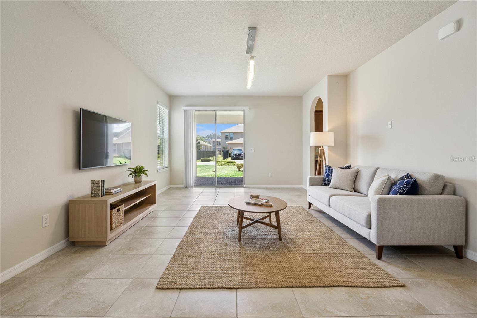 WATERLEIGH PH 2C-1 - Residential