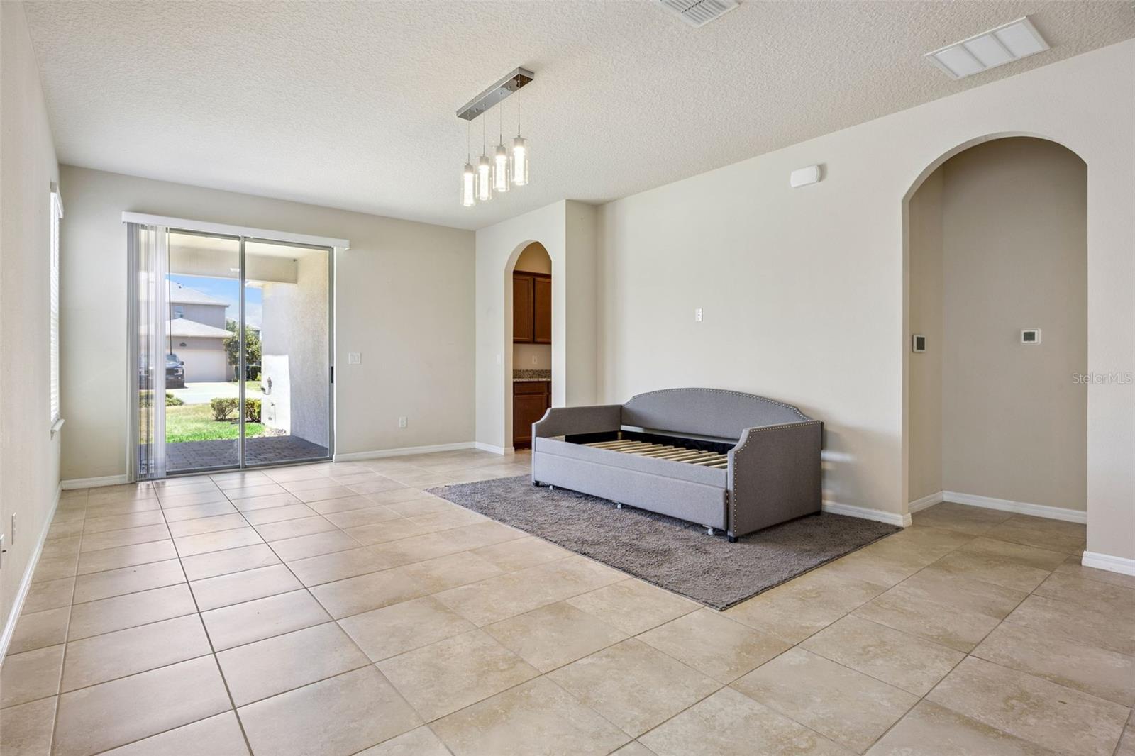 WATERLEIGH PH 2C-1 - Residential