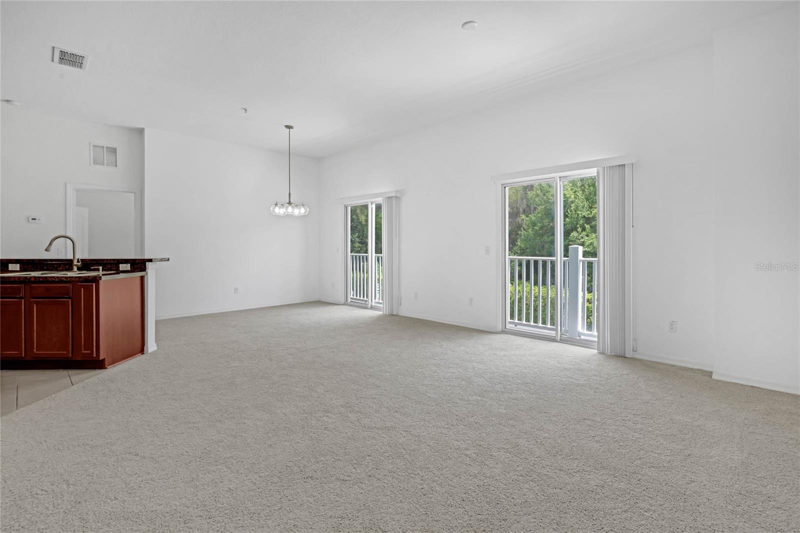 VILLAS/EAST PARK - Residential