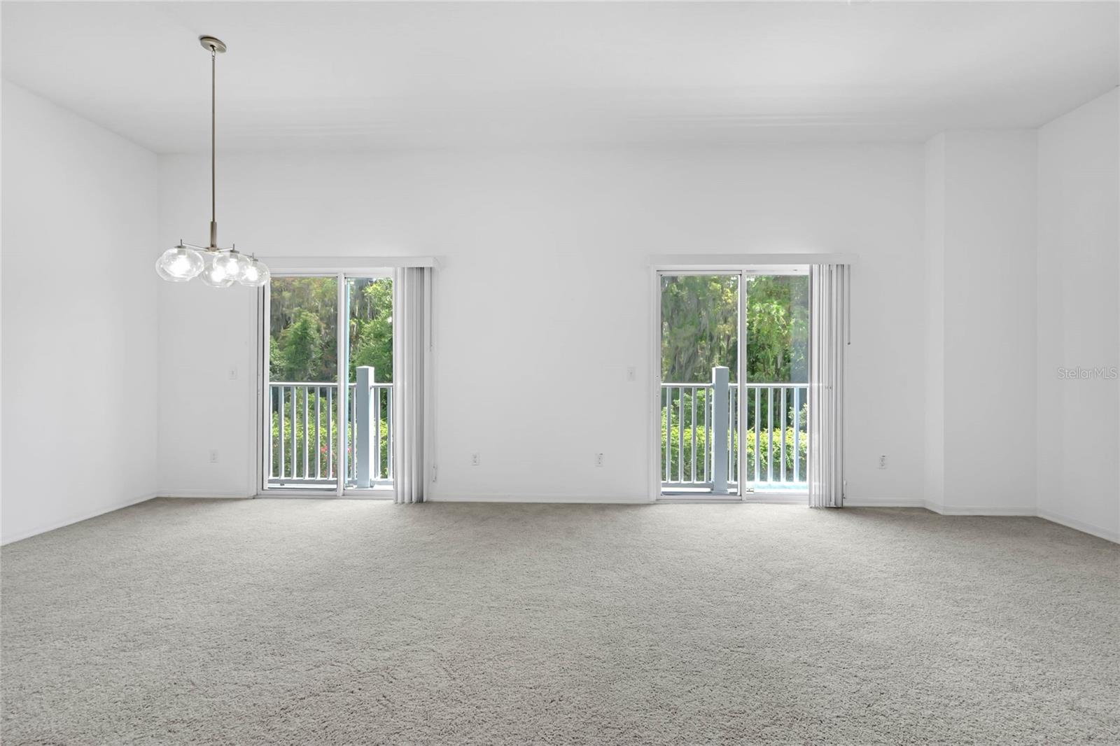 VILLAS/EAST PARK - Residential