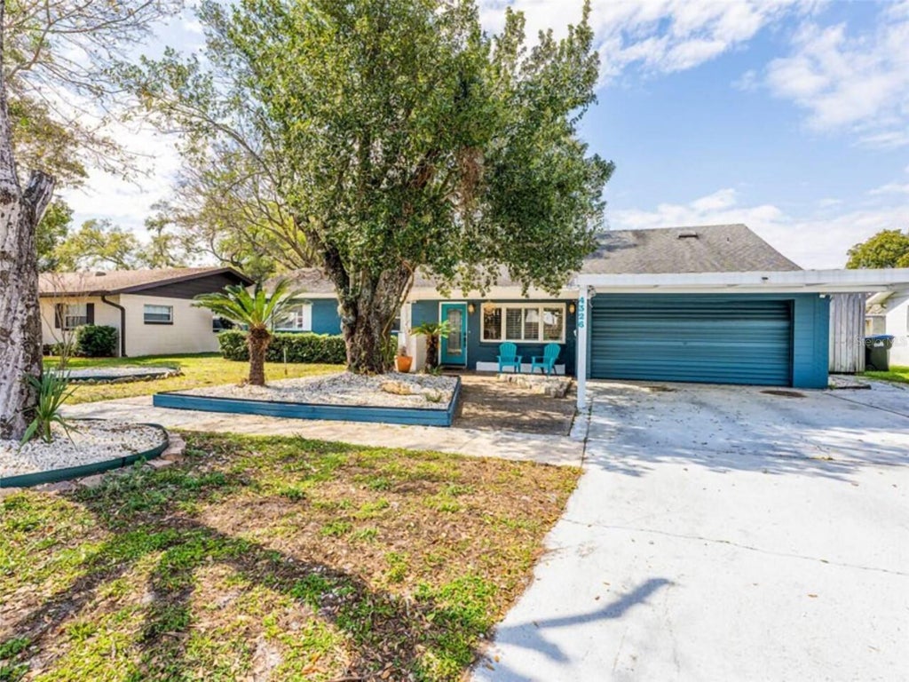 Photo of 4326 Blonigen Avenue, Orlando, FL 32812 (MLS # O6444690)