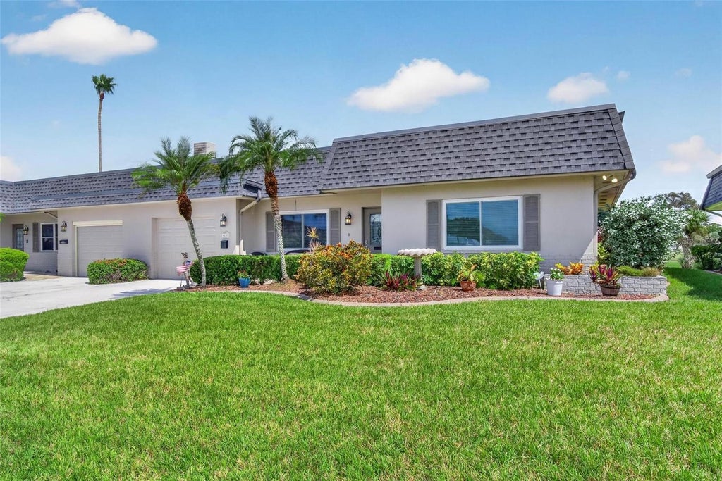 Photo of 9133 Pinehurst Drive #6R, Seminole, FL 33777 (MLS # TB8543899)