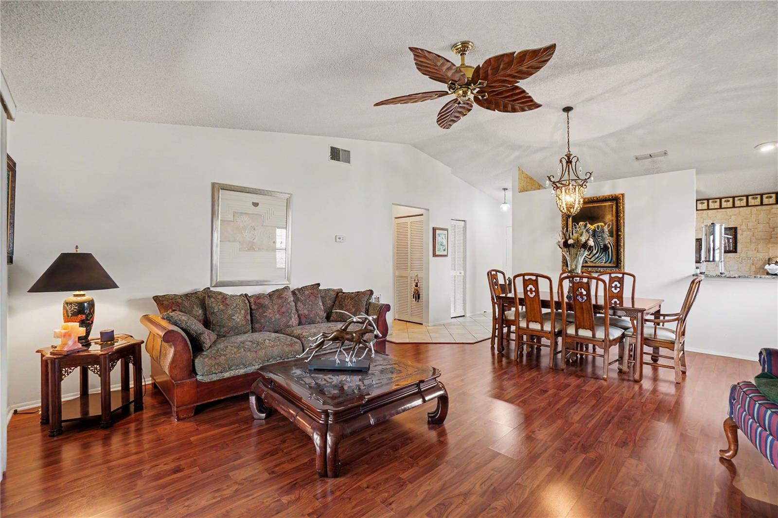 CURRY COVE - Residential