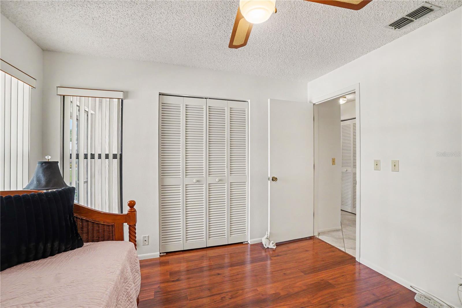 CURRY COVE - Residential