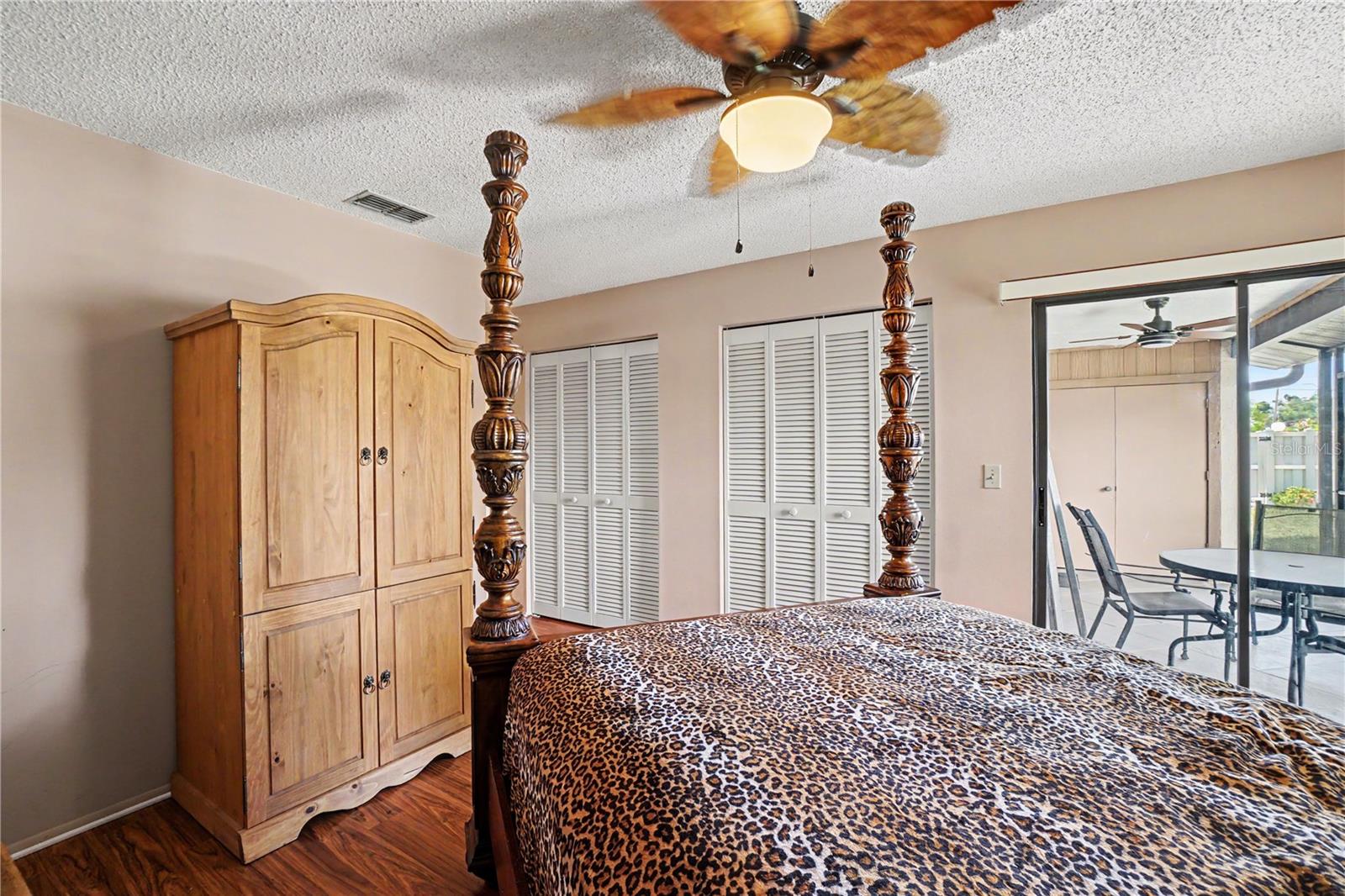 CURRY COVE - Residential