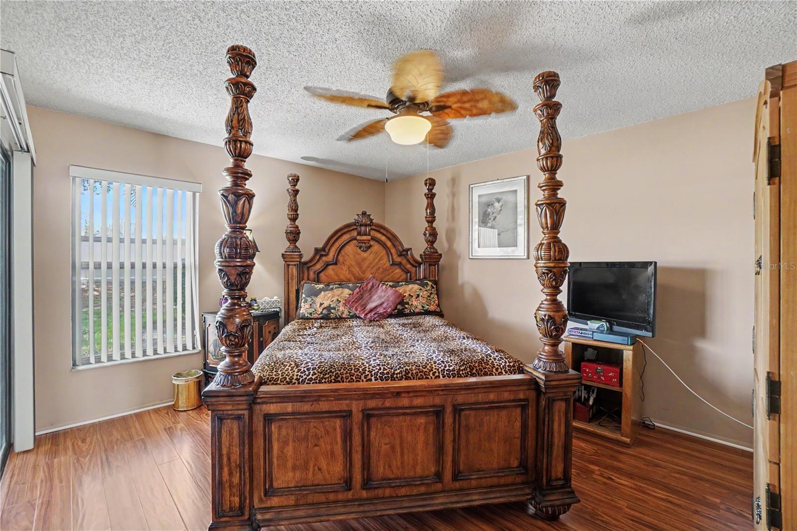 CURRY COVE - Residential
