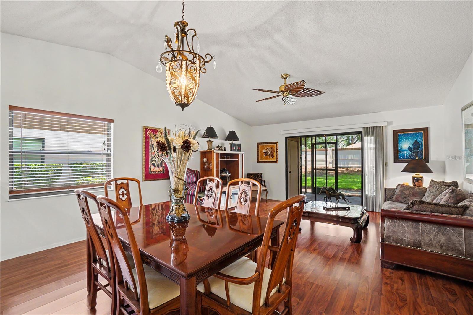 CURRY COVE - Residential
