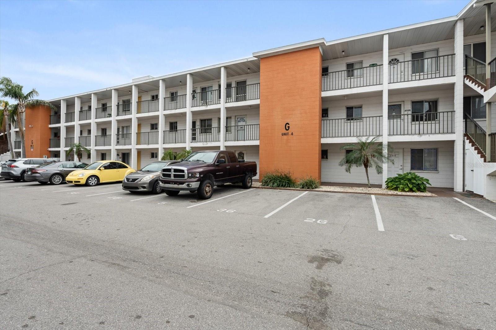 THE FOURTH BAYSHORE - Residential