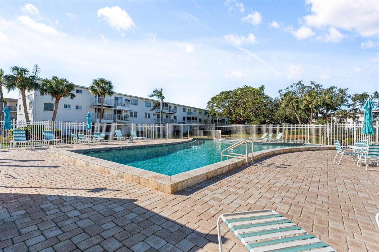 THE FOURTH BAYSHORE - Residential