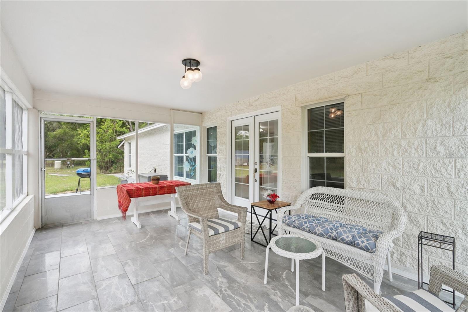 ACREAGE & UNREC - Residential