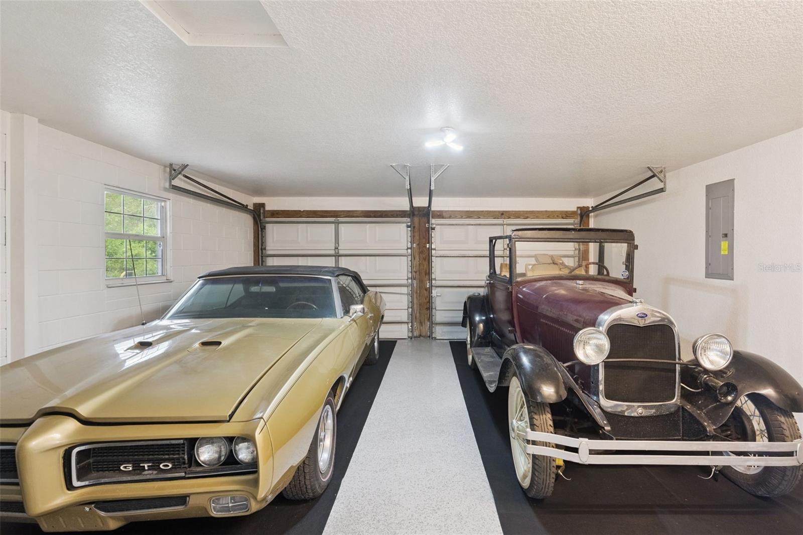 ACREAGE & UNREC - Residential