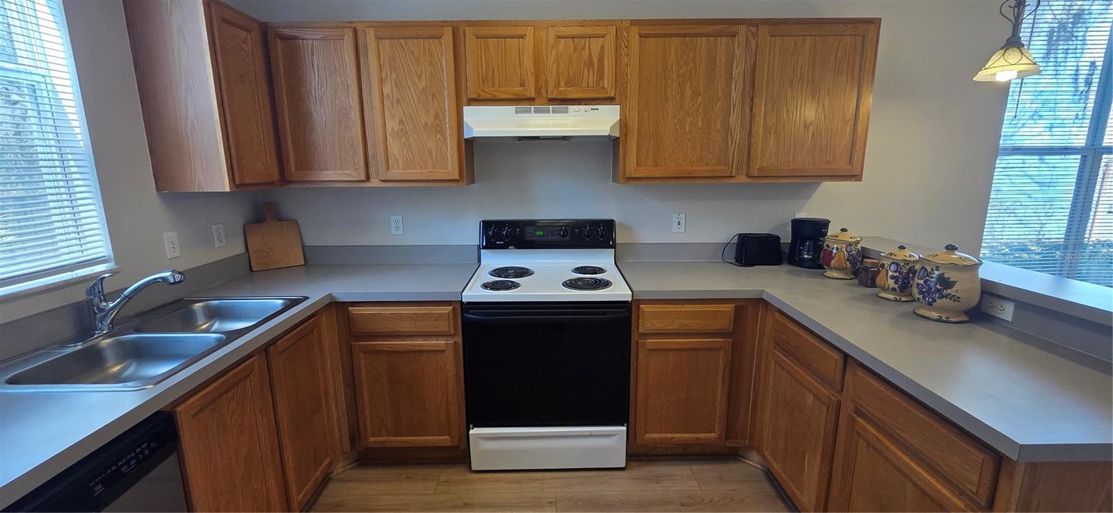 KENSINGTON PARK - Residential