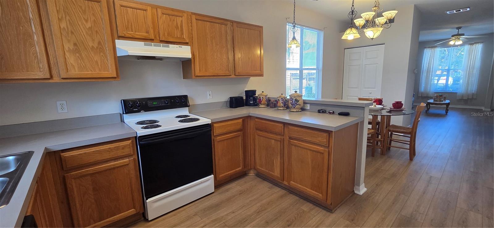 KENSINGTON PARK - Residential