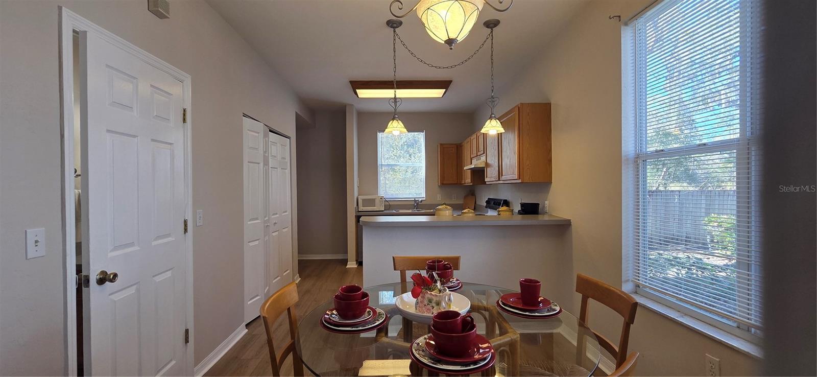 KENSINGTON PARK - Residential