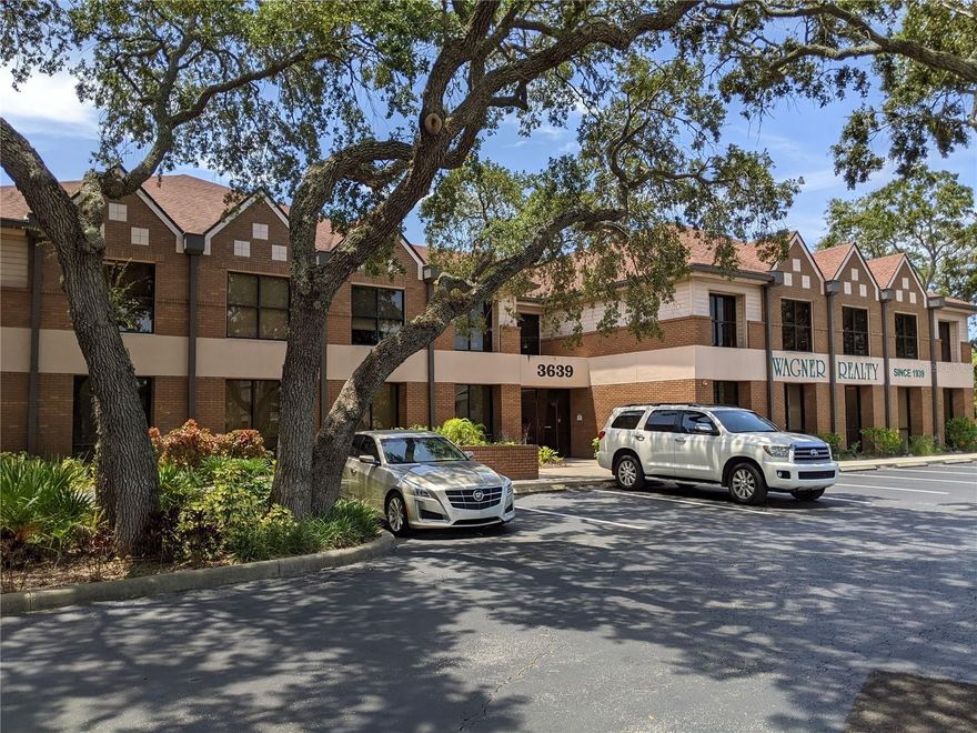 Office spaces in a variety of sizes for lease in the beautiful Wildewood Professional Park. Wildewood features a tranquil wooded and peaceful environment welcoming to any clientele while also being centrally located in Bradenton, Florida. This park is on the highly trafficked Cortez Road commercial corridor providing a prominent location with convenient access to West Bradenton, Downtown, and Lakewood Ranch.