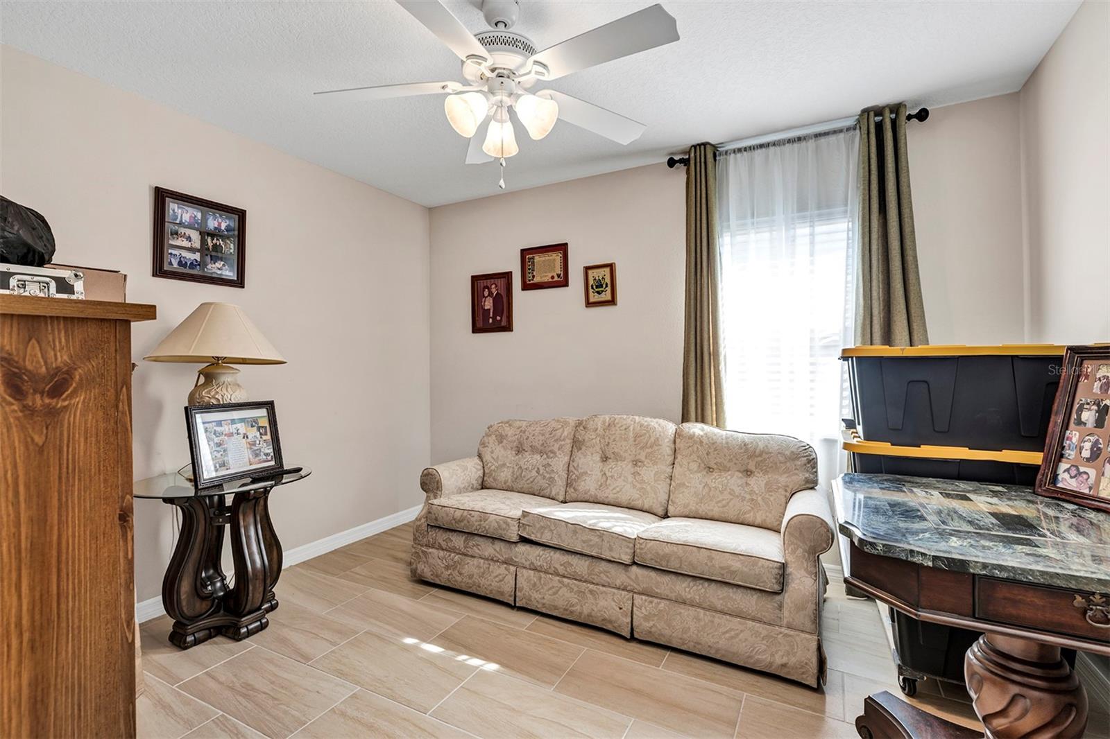 ARLINGTON RIDGE - Residential