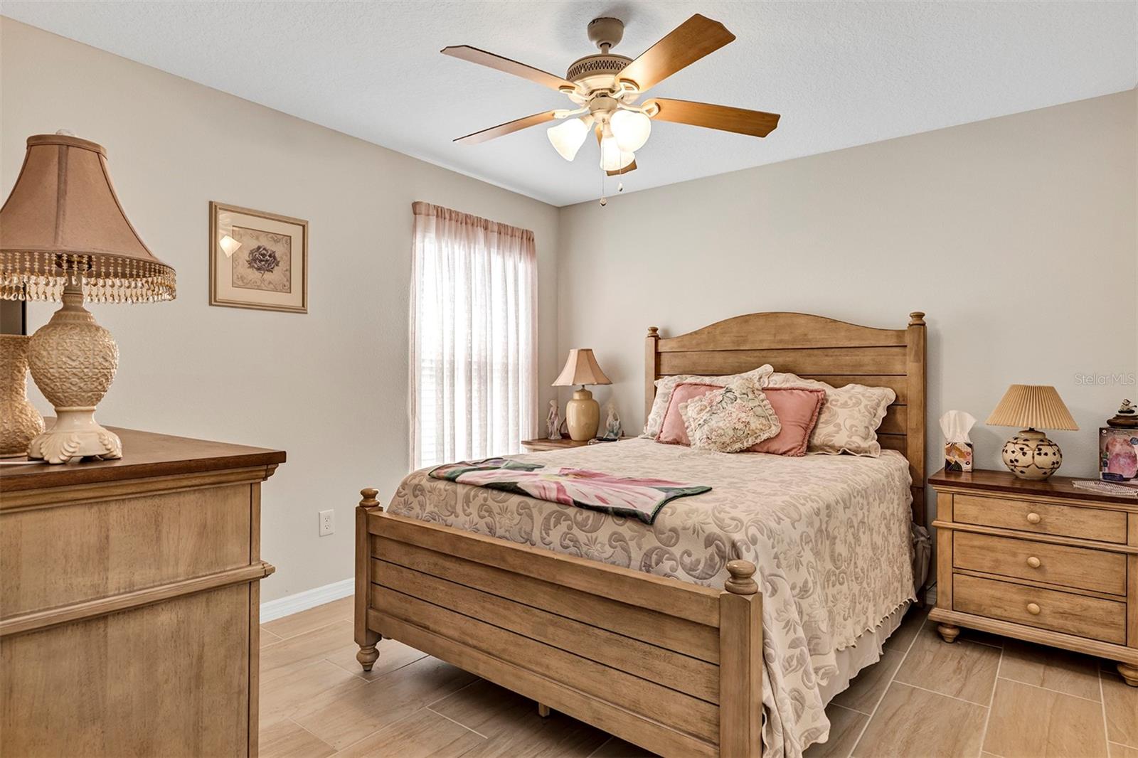 ARLINGTON RIDGE - Residential