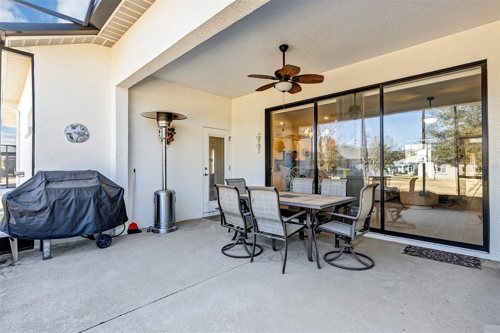 ARLINGTON RIDGE - Residential