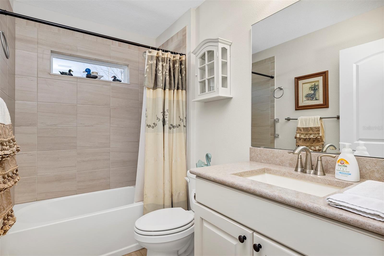 ARLINGTON RIDGE - Residential